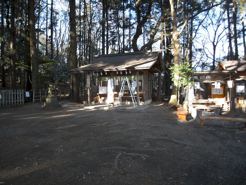 宝登山奥の院02